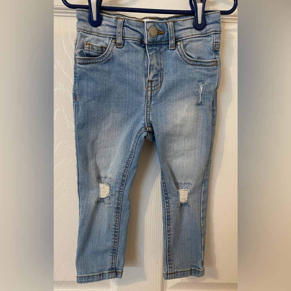 Cotton On Kids Unisex Distressed Stretchy Skinny Jeans Size 2 EUC